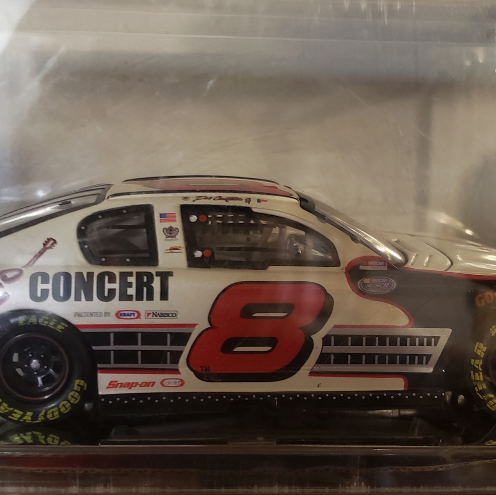 Dale Earnhardt jr.